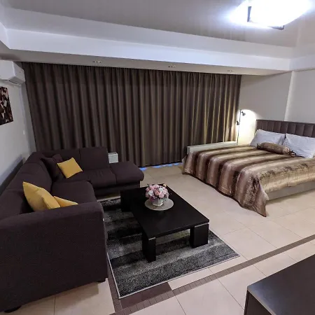 Mini Sun With Private Garage Parking Apartment *