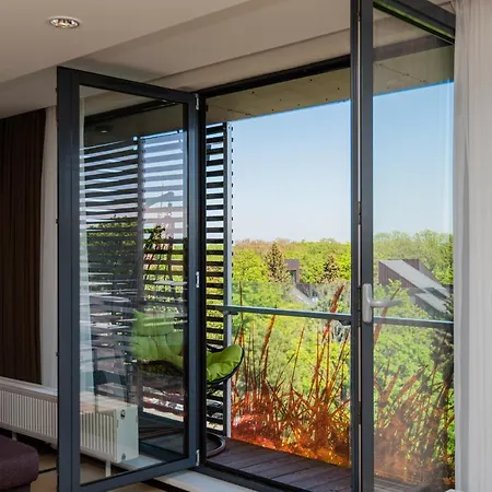 Mini Sun With Private Garage Parking *