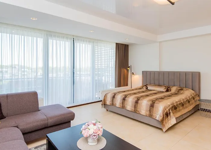 Mini Sun With Private Garage Parking